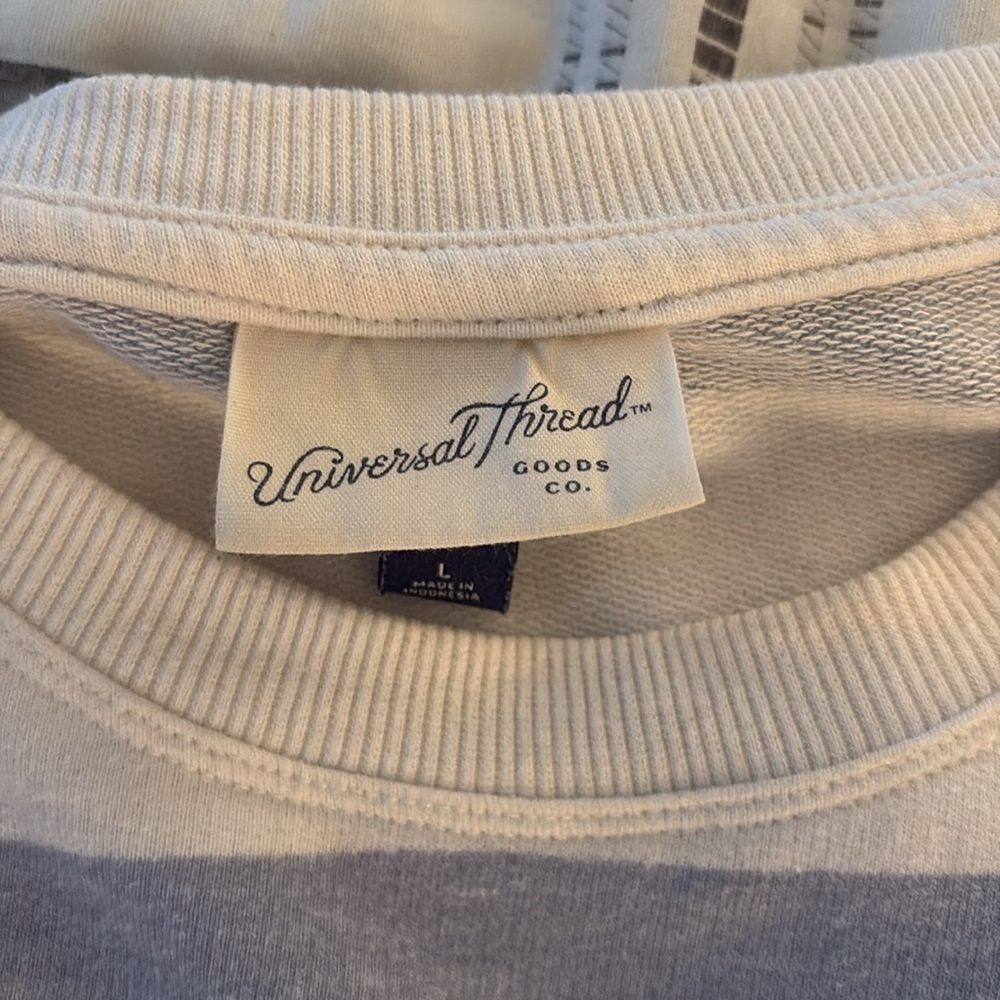 Universal Thread Striped Crewneck Sweatshirt - image 2